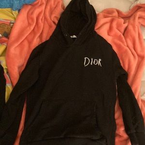 Dior hoodie size large (Genuine)